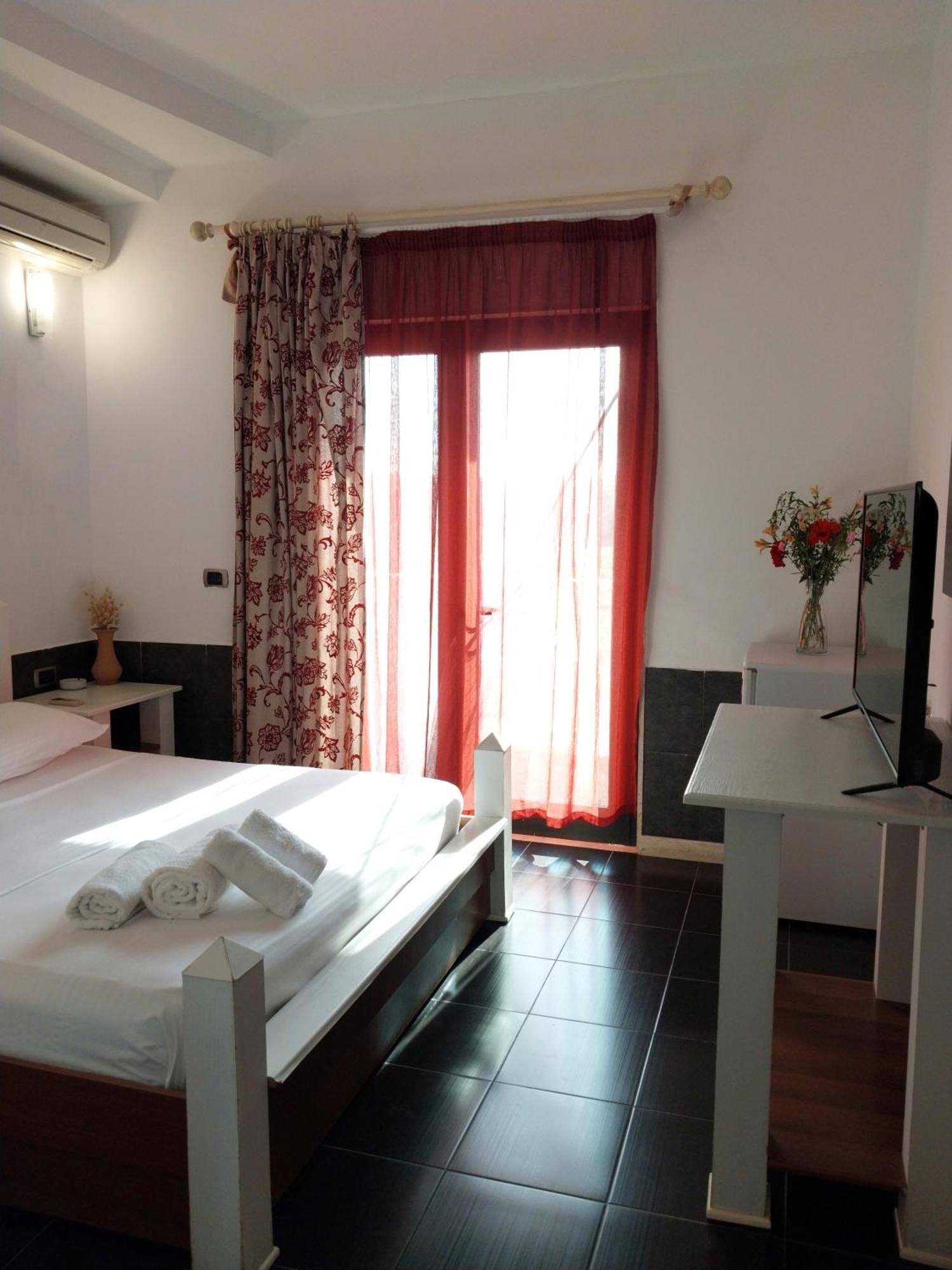 Hotel Different ดิวิยาเกอ ภายนอก รูปภาพ